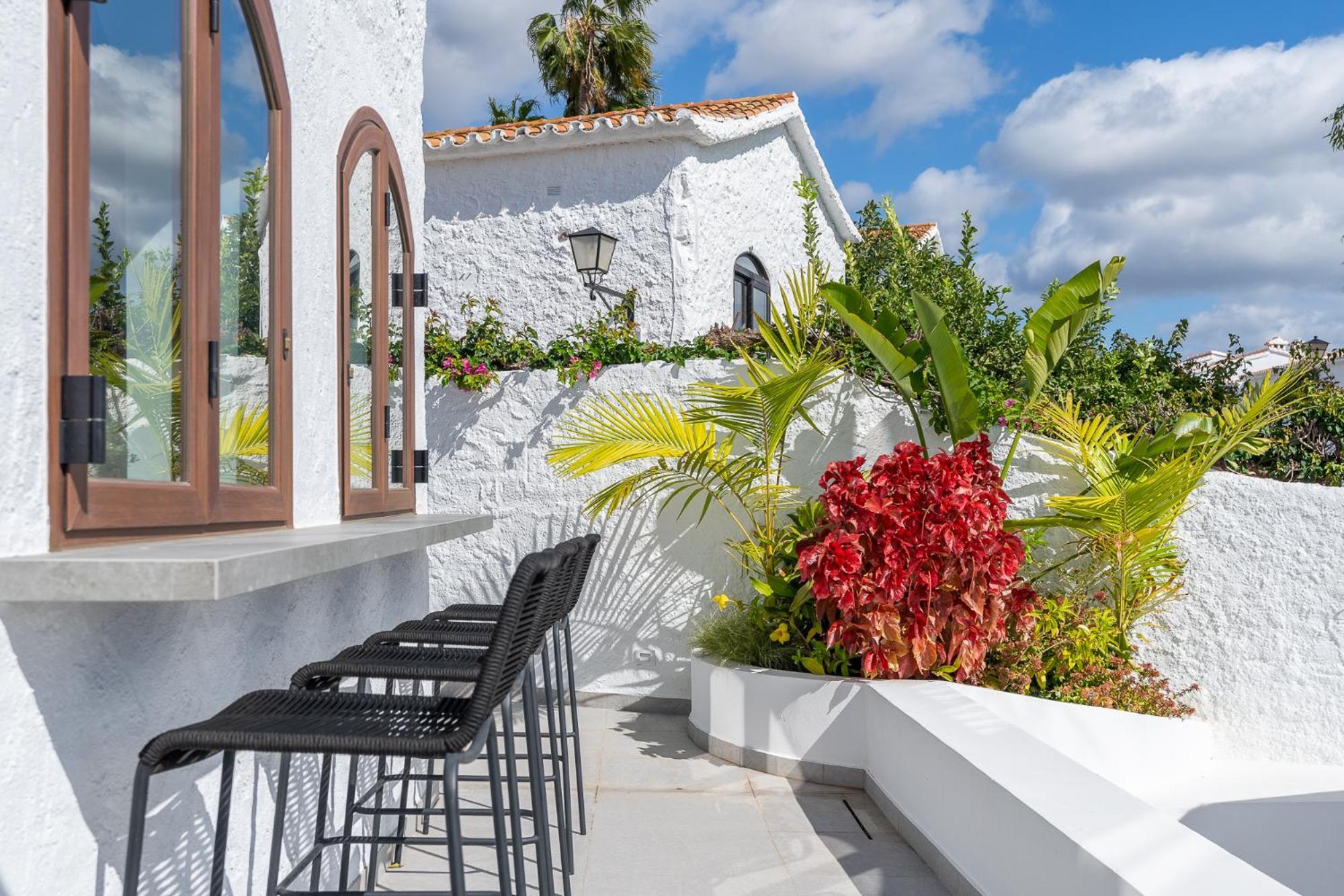 Luxury House With Private Heated Pool In Nerja! Hébergement de vacances