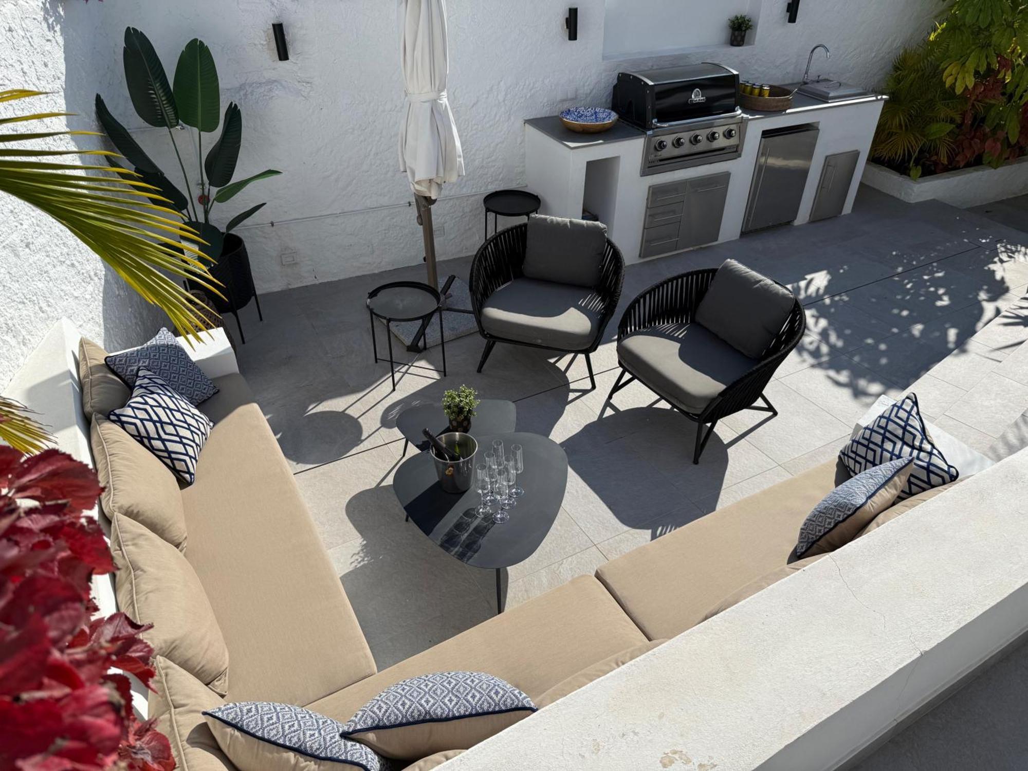 Hébergement de vacances Luxury House With Private Heated Pool In Nerja! *